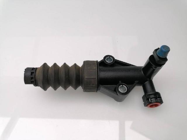 Cylinder roboczy sprzęgła 55232744 FIAT