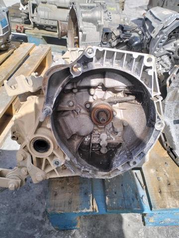 Mechaniczna skrzynia biegów w komplecie 55241803 FIAT