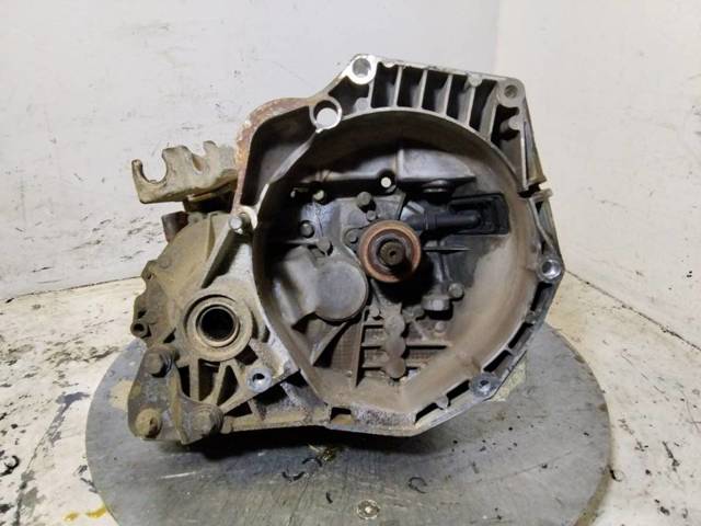 Mechaniczna skrzynia biegów w komplecie 55241803 FIAT
