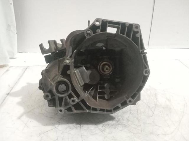 Mechaniczna skrzynia biegów w komplecie 55241803 FIAT