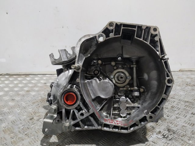 Mechaniczna skrzynia biegów w komplecie 55241803 PEUGEOT