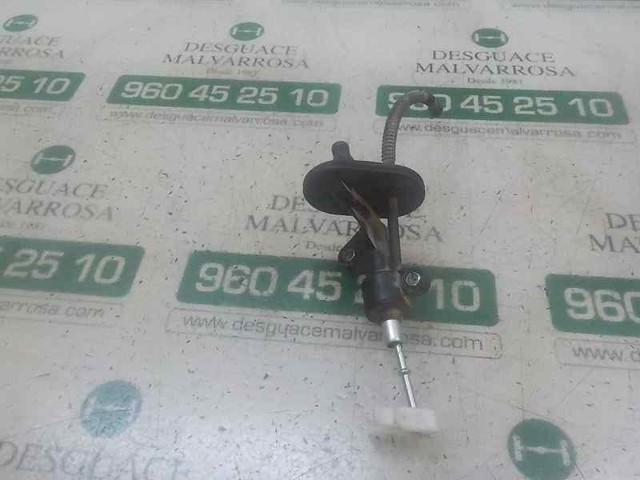 Cylinder sprzęgła główny 55251837 FIAT
