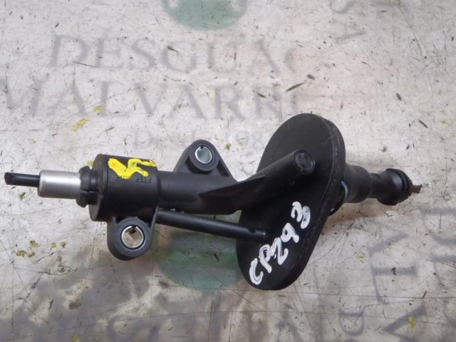 Cylinder sprzęgła główny 55251837 FIAT