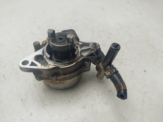 Pompa podciśnienia 55268636 FIAT