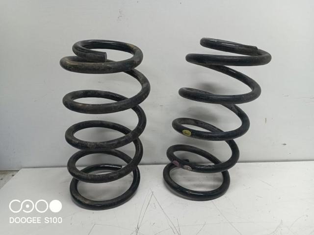 Sprężyna tylna 553302B201 HYUNDAI