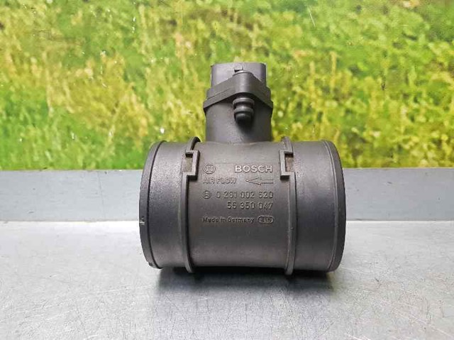Czujnik przepływu powietrza, przepływomierz powietrza M.A.F. 55350047 OPEL