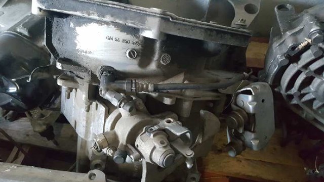 Mechaniczna skrzynia biegów w komplecie 55350375 OPEL