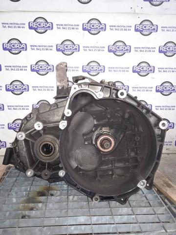 Mechaniczna skrzynia biegów w komplecie 55350375 OPEL
