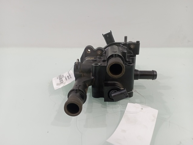 Obudowa termostatu 55353311 OPEL