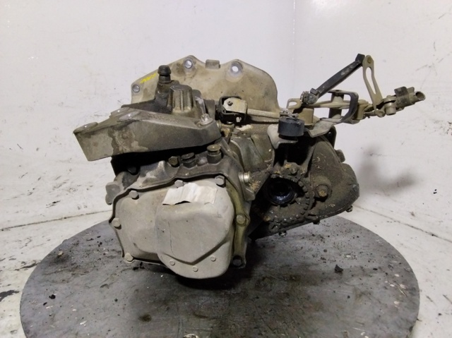 Mechaniczna skrzynia biegów w komplecie 55355489 OPEL