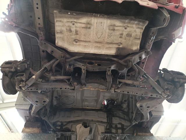 Korpus osi tylnej 554011YA0B NISSAN