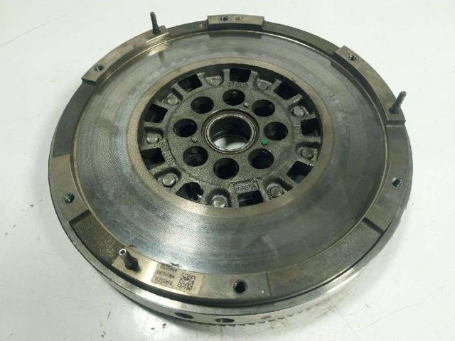 Koło zamachowe silnika 55485218 OPEL