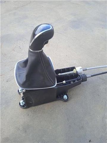 Mechanizm zmiany biegów (cięgno) 55489542 OPEL