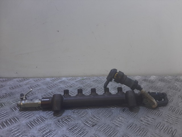Czujnik ciśnienia paliwa 55490702 OPEL