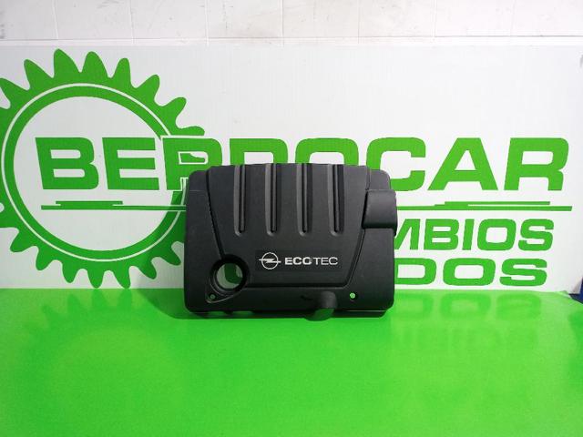 Pokrywa silnika dekoracyjna Opel Vectra