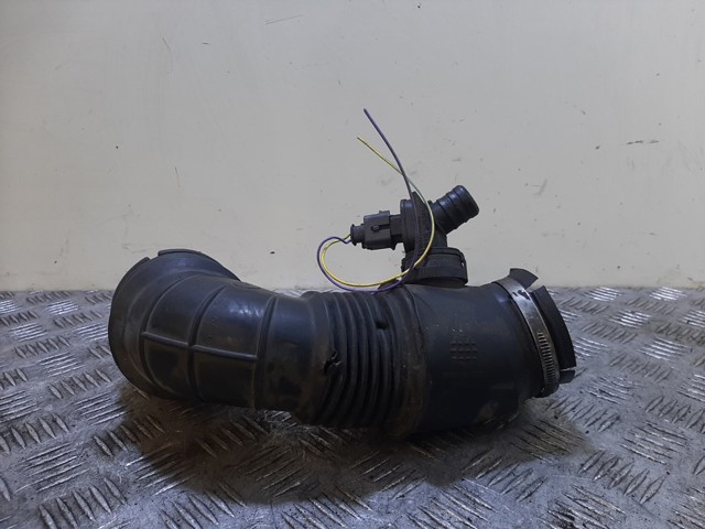Króciec powietrza, przepływomierz 55561787 OPEL
