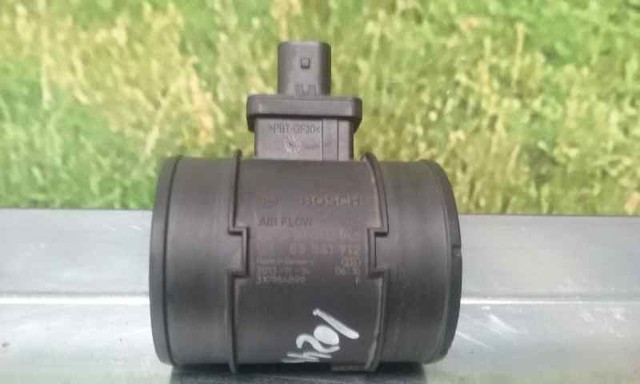 Czujnik przepływu powietrza, przepływomierz powietrza M.A.F. 55561912 OPEL