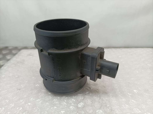 Czujnik przepływu powietrza, przepływomierz powietrza M.A.F. 55561912 OPEL