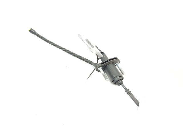 Cylinder sprzęgła główny 55561915 OPEL