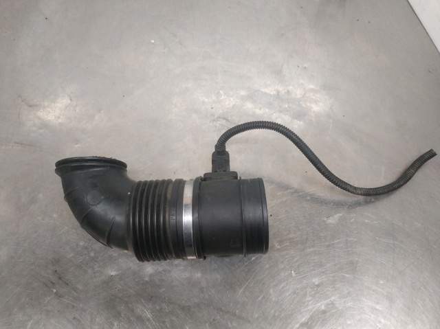 Czujnik przepływu powietrza, przepływomierz powietrza M.A.F. 55562426 OPEL