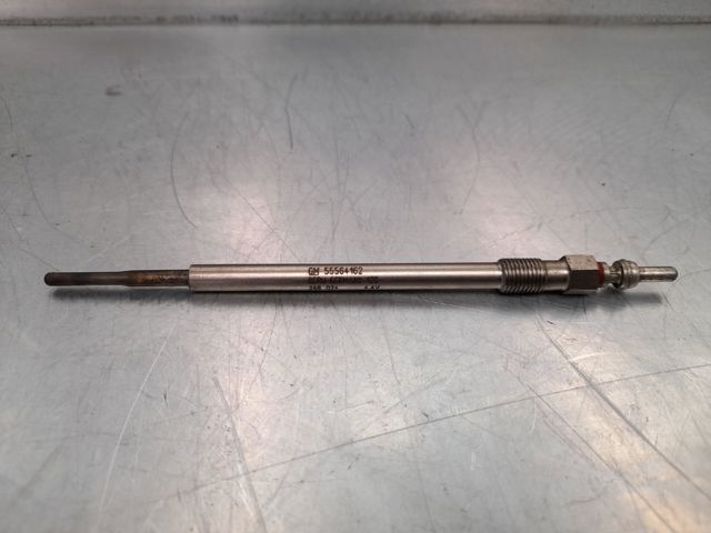 Świeca żarowa 55564162 OPEL