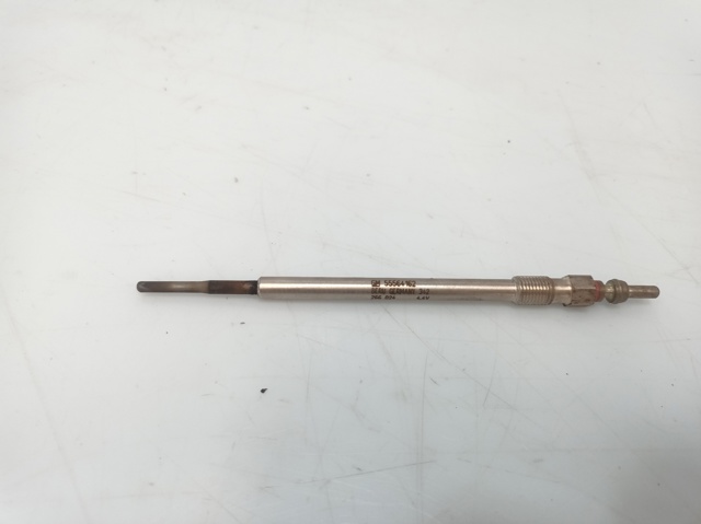 Świeca żarowa 55564162 OPEL