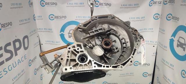 Mechaniczna skrzynia biegów w komplecie 55565177 OPEL