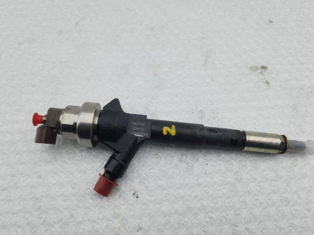Wtryskiwacz paliwa 55567729 OPEL