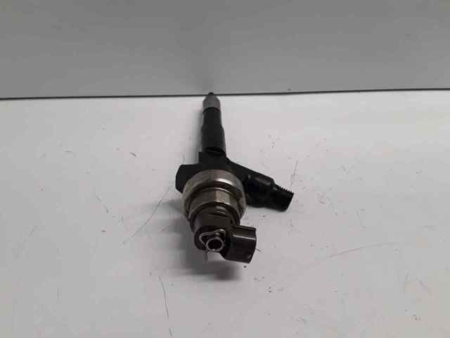 Wtryskiwacz paliwa 55567729 OPEL