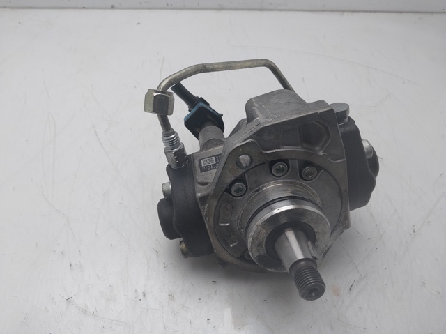 Pompa wtryskowa wysokiego ciśnienia 55570040 OPEL