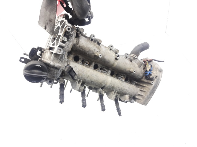 Głowica cylindrów 55571949 OPEL