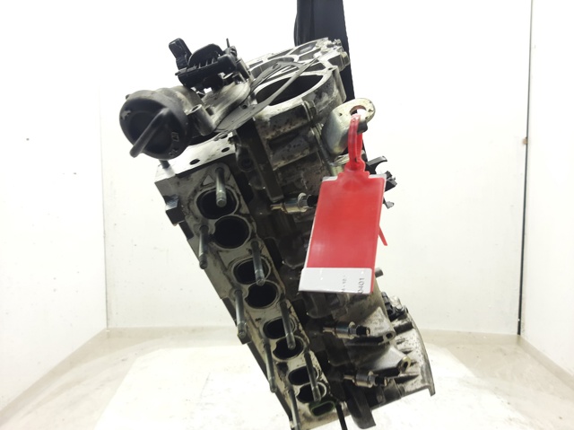 Głowica cylindrów 55571949 OPEL
