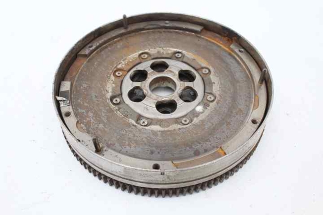 Koło zamachowe silnika 55573985 OPEL