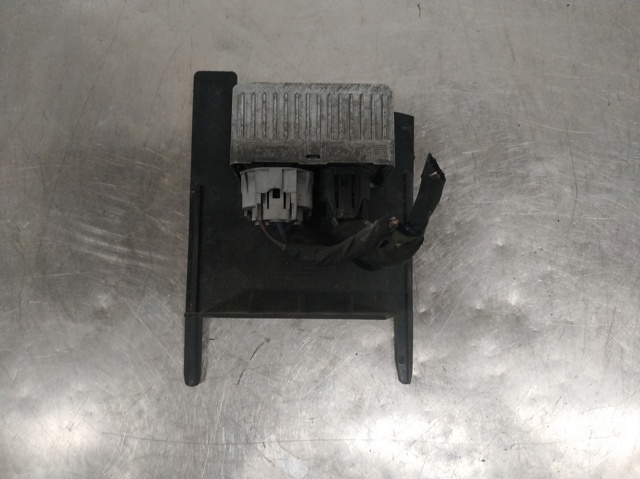 Przekaźnik świec żarowych 55574293 OPEL