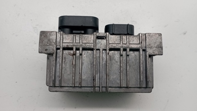 Przekaźnik świec żarowych 55574293 OPEL