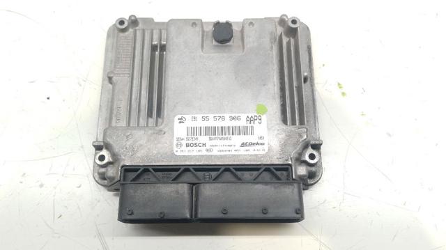 Sterownik silnika 55576906 OPEL