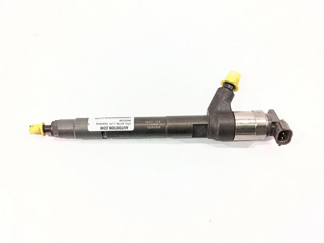 Wtryskiwacz paliwa 55578075 OPEL