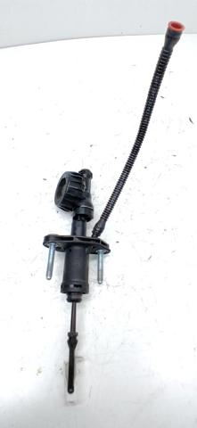 Cylinder sprzęgła główny 55579997 OPEL
