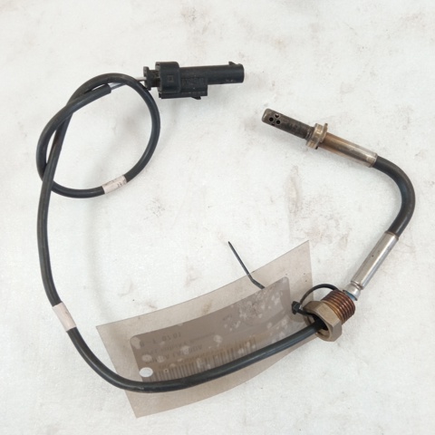Czujnik temperatury spalin, przed katalizatorem 55581654 OPEL
