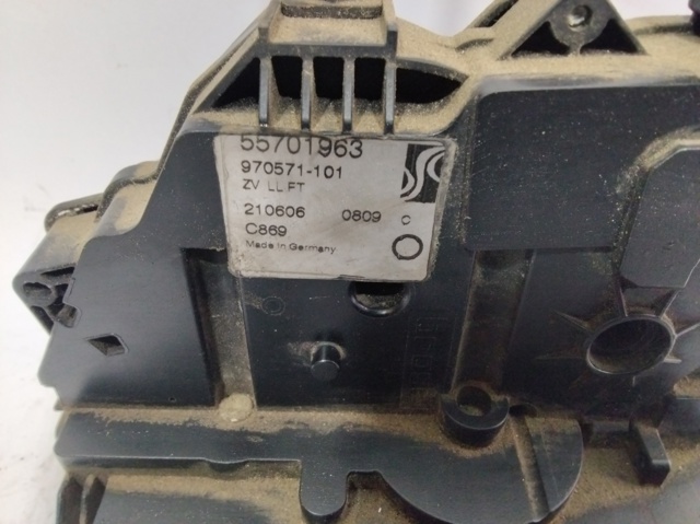 Zamek drzwi przednich lewych 55701963 FIAT