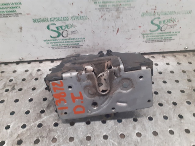 Zamek drzwi przednich lewych 55701963 FIAT