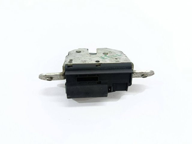 Zamek klapy bagażnika (3/5 drzwi tylnych) 55701971 FIAT