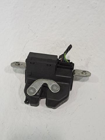 Zamek klapy bagażnika (3/5 drzwi tylnych) 55701971 OPEL