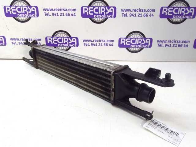 Chłodnica intercoolera 55702004 OPEL