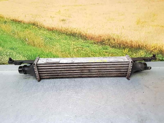 Chłodnica intercoolera 55702004 OPEL