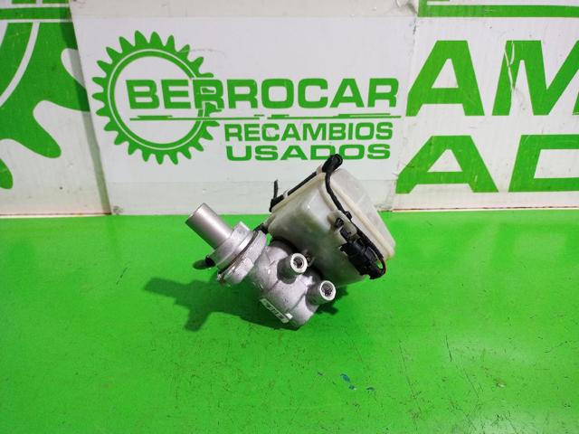 Zbiorniczek głównego cylindra hamulcowego (płynu hamulcowego) Opel Astra L35