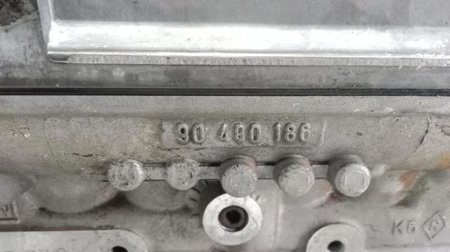 Głowica cylindrów Opel Tigra S93