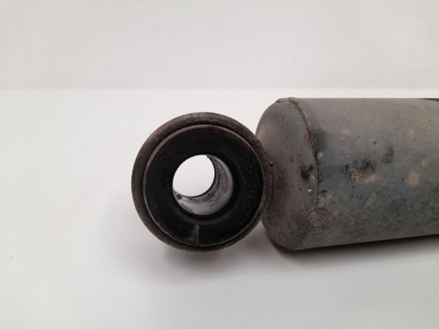 Amortyzator tylny 5621035G00 NISSAN