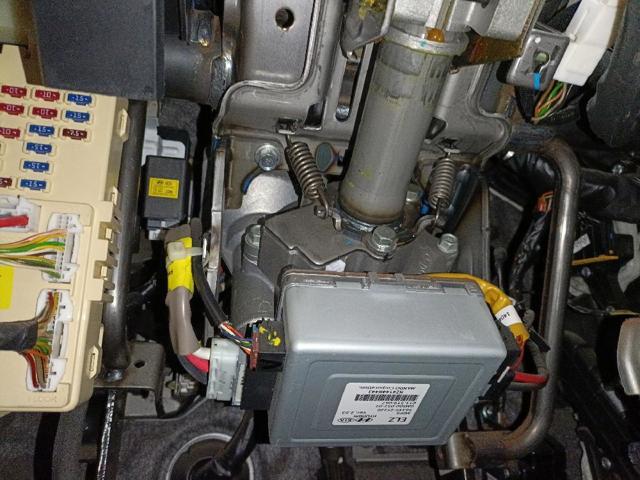 Kolumna (wał) kierownicza (kierownicy) 563452Y220 HYUNDAI