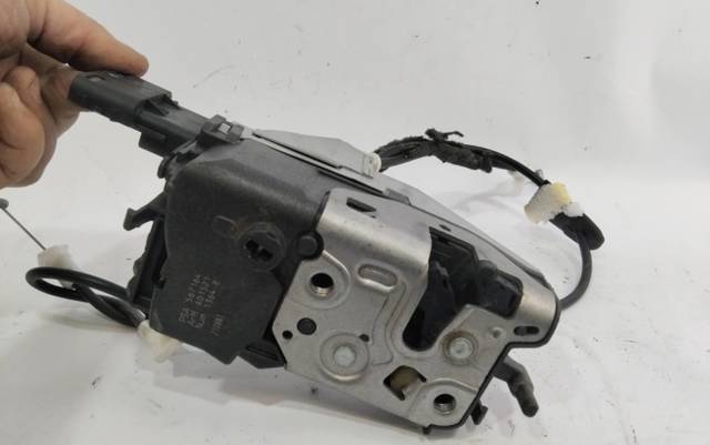 Zamek drzwi tylnych prawych 567164 PEUGEOT